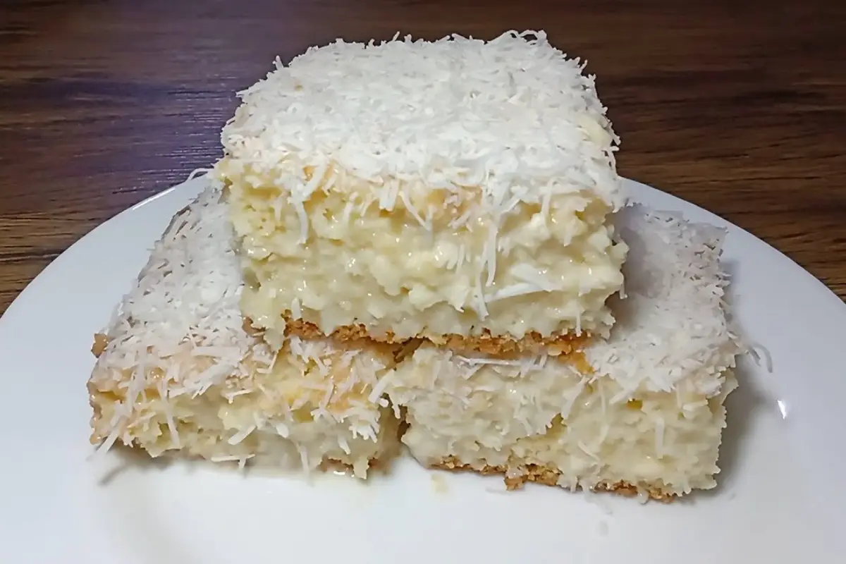 bolo de coco gelado